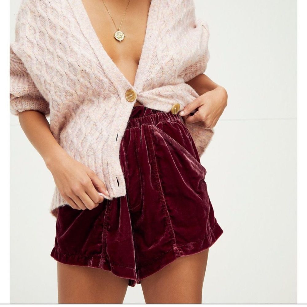 Free People Women’s At First Sight Velvet Shorts Size XS